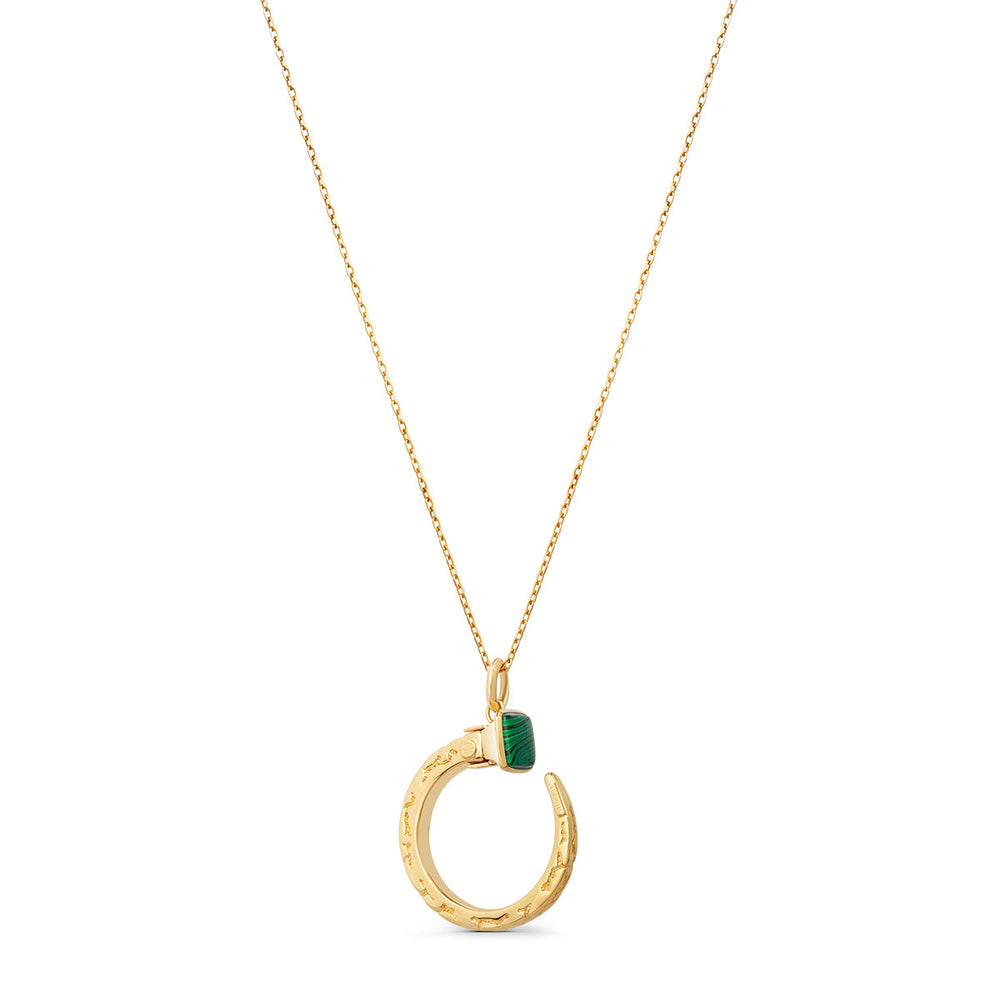 Yellow Gold Pendant with Malachite