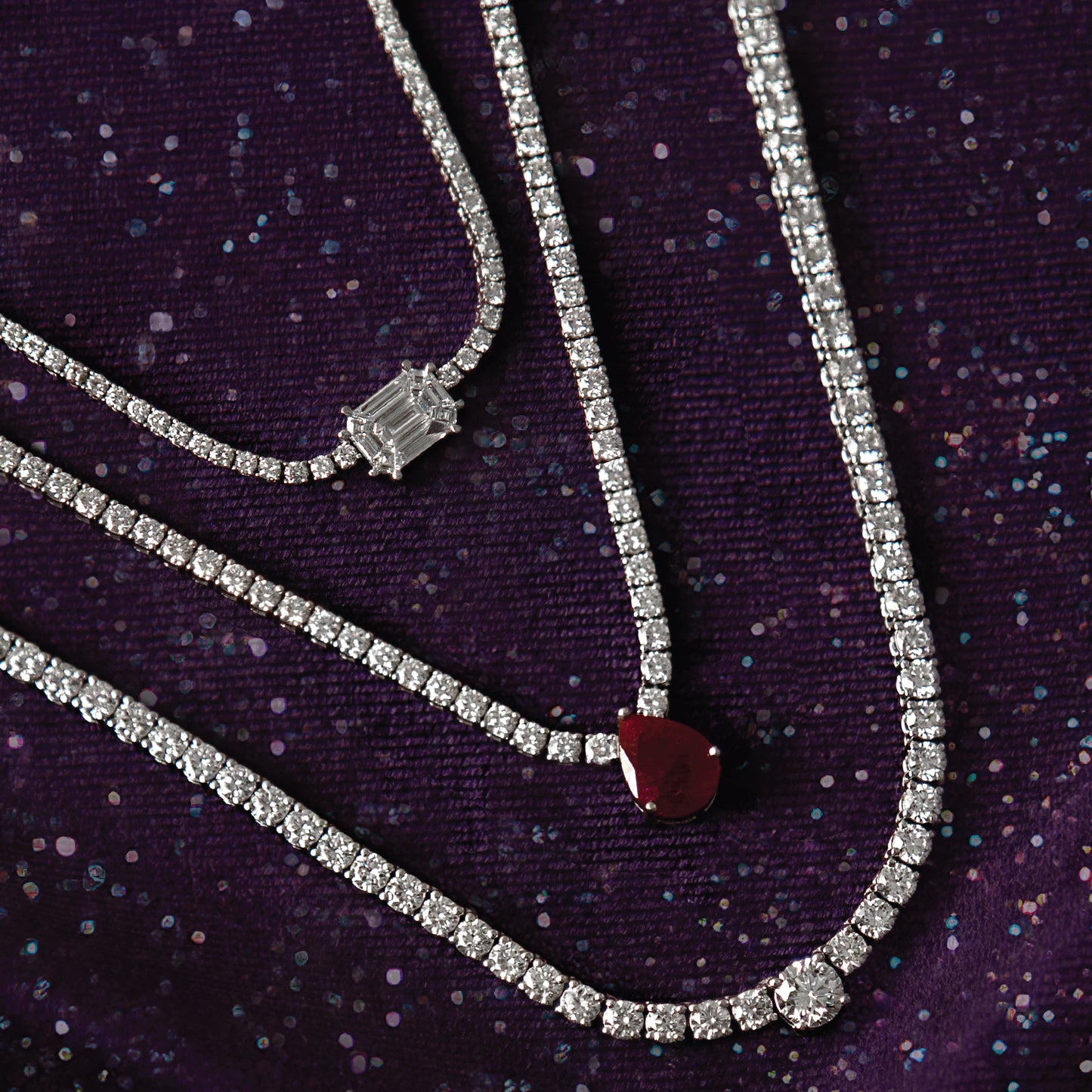 Necklaces & Pendants