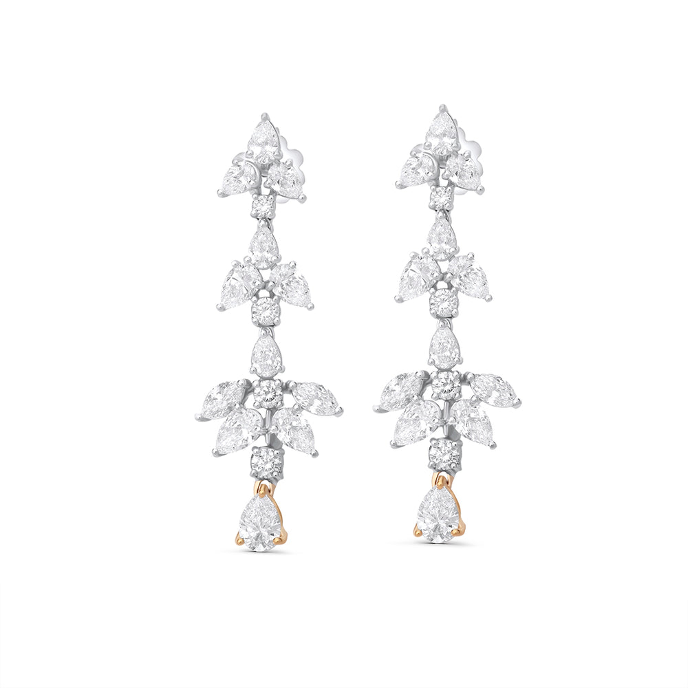 Dangling Earring with Round and Pear-Shaped Diamonds