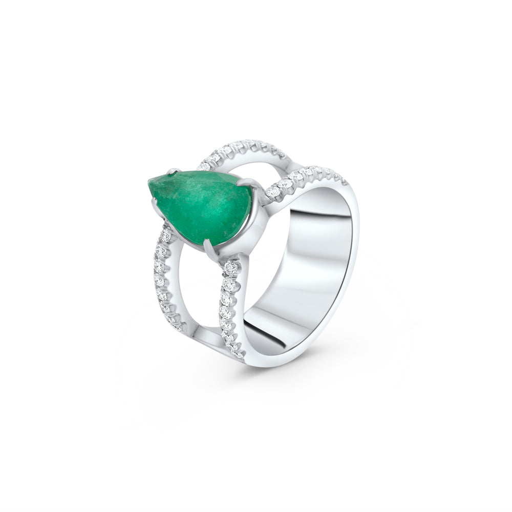 Tear Drop Emerald Stone & White Diamond Statement Ring
