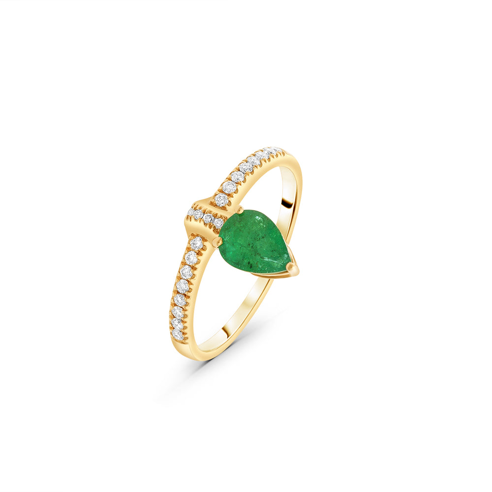 Dainty Ring with Pear-shaped Emerald Stone